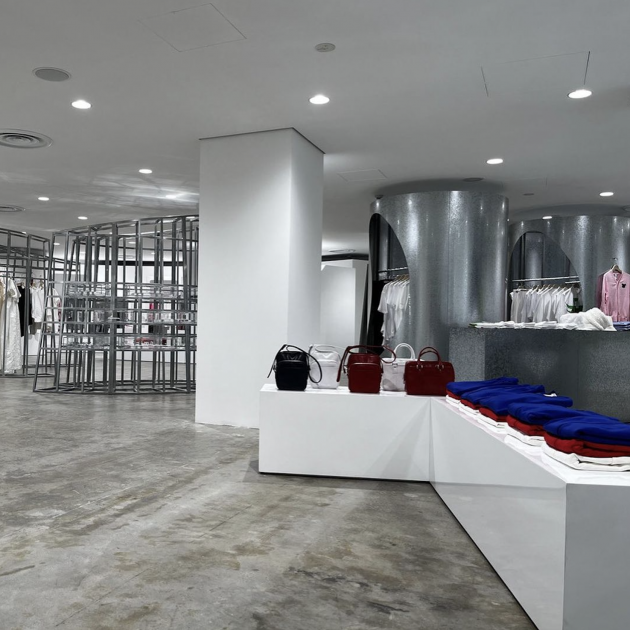 新品未開封 COMME des GARÇONS 青山店 インスタレーションブック